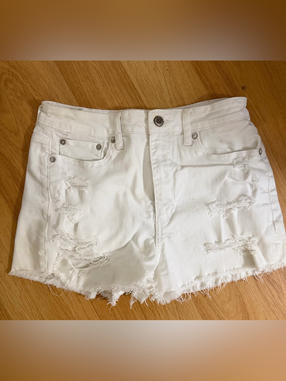 American Eagle Outfitters White Distressed Denim Cutoff Shorts size 6
